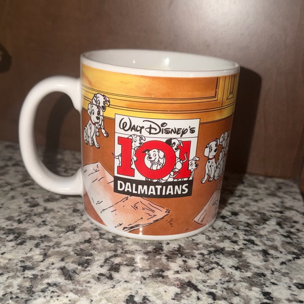 Disney 101 Dalmatians Mug in White‎ Vintage
